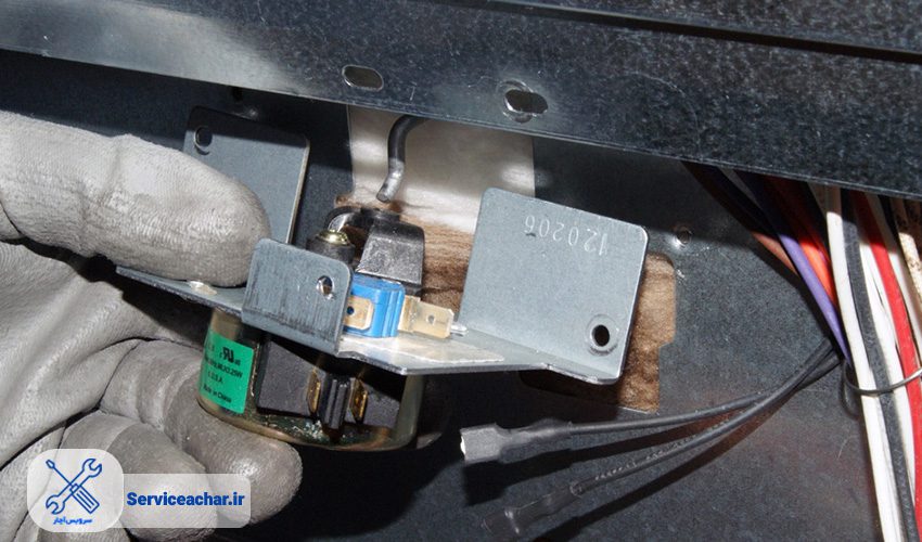 5. خرابی سیستم قفل درب